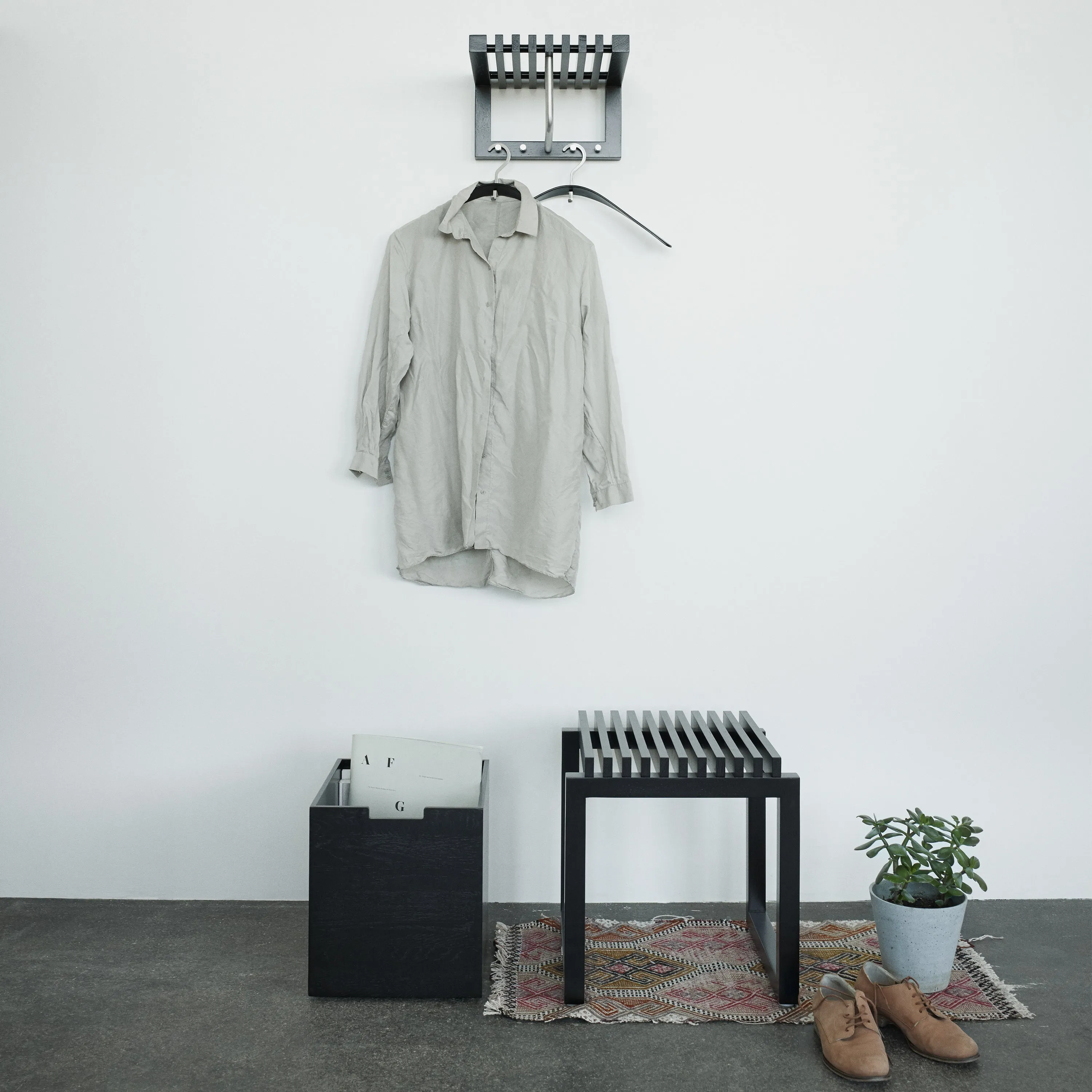 Cutter Mini Wardrobe